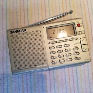 Vintage 1993 Working Sangean ATS-606A Portable Radio FM/LW/MW/SW Synthesized